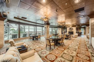 Photo #2: 2714823 Listing 