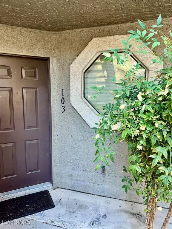 MLS: 2714834 Condo For Sale