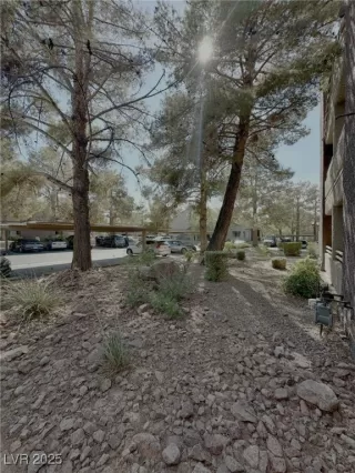 Photo #1: 2714834 Listing