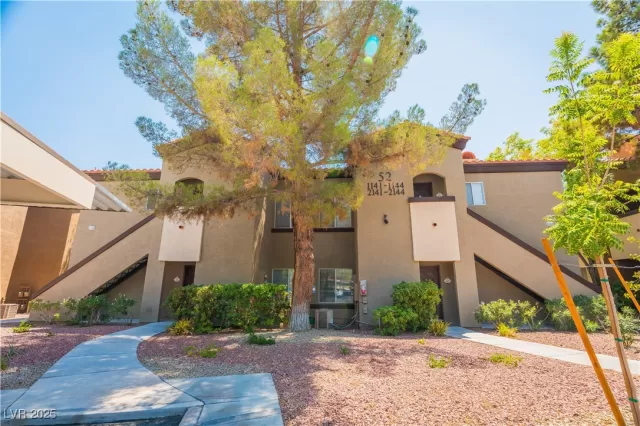 MLS: 2714837 Condo For Sale