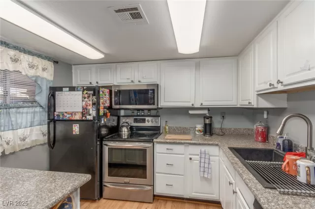 MLS: 2714853 Condo For Sale