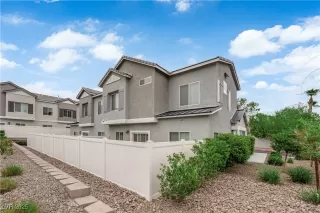 Photo #2: 2714854 Listing