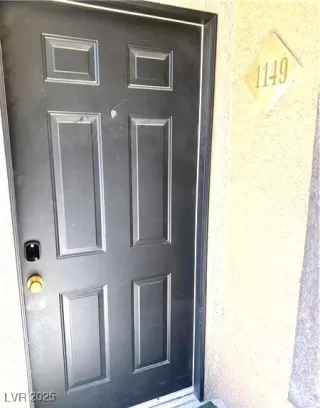 Photo #2: 2714874 Listing 