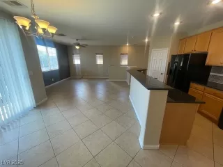Photo #4: 2714894 Listing 