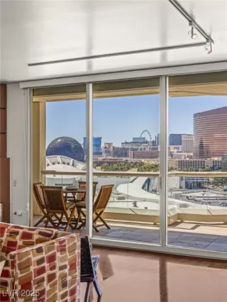 Photo #4: 2714935 Listing