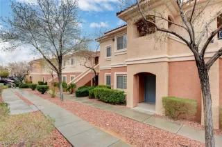 Photo #2: 2714944 Listing 