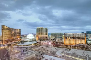 Photo #5: 2714974 Listing