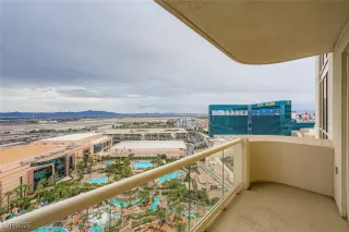 Photo #2: 2714977 Listing 