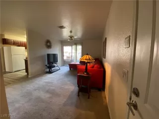 Photo #4: 2714986 Listing 