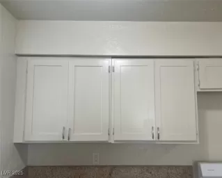 Photo #6: 2715063 Listing