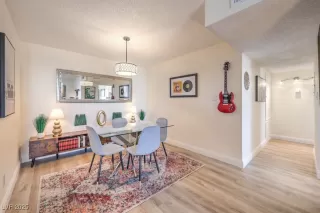 Photo #6: 2715094 Listing 