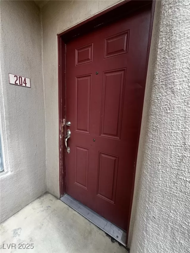 MLS: 2715108 Condo For Sale