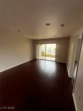 Photo #2: 2715108 Listing 