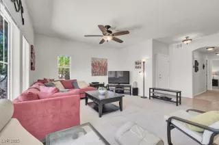 Photo #6: 2715123 Listing 