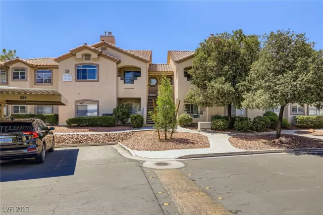 MLS: 2715131 Condo For Sale