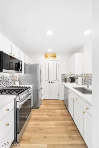 Photo #1: 2715140 Listing