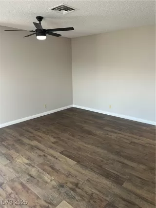 Photo #4: 2715165 Listing 