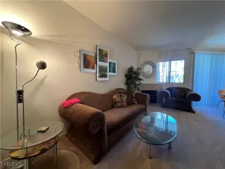 Photo #1: 2715171 Listing 