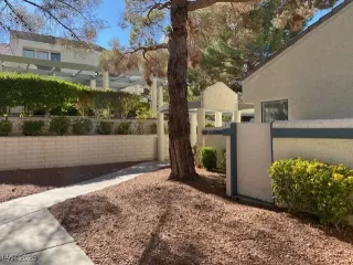 Photo #6: 2715183 Listing 