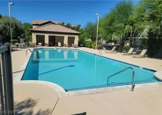 Photo #3: 2715186 Listing 