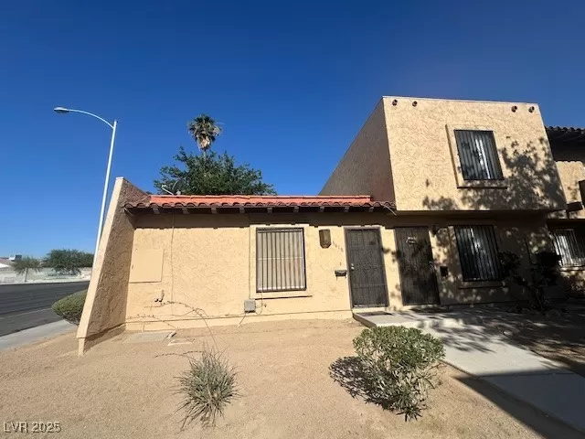 MLS: 2715188 Condo For Sale