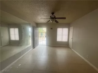 Photo #2: 2715188 Listing 