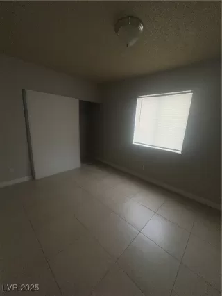 Photo #3: 2715188 Listing 