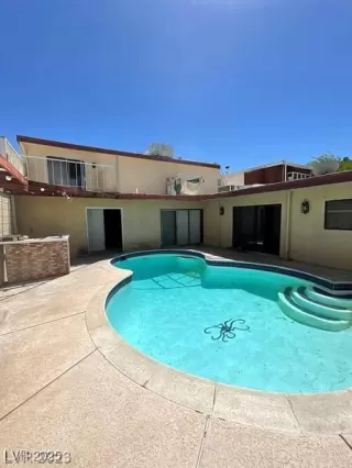 Photo #6: 2715209 Listing 