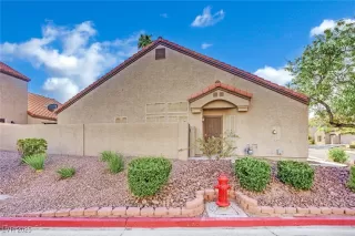 Photo #3: 2715242 Listing 