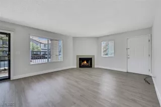 Photo #2: 2715315 Listing 