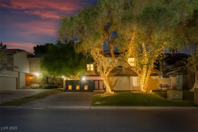 MLS: 2715347 Condo For Sale