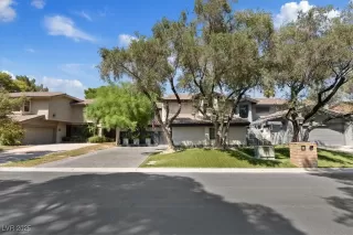 Photo #2: 2715347 Listing 