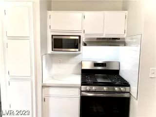 Photo #2: 2715459 Listing 