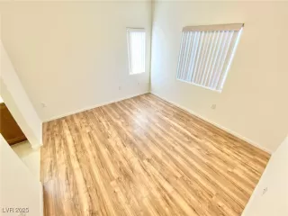 Photo #4: 2715467 Listing 