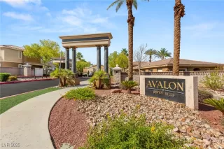 Photo #1: 2715516 Listing 