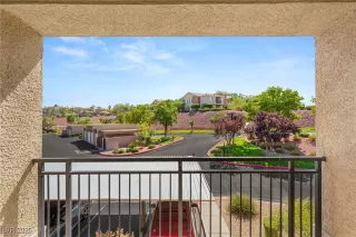 Photo #6: 2715516 Listing 