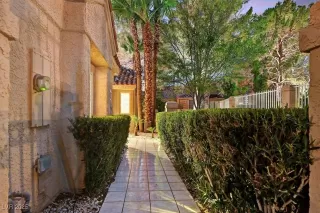 Photo #2: 2715556 Listing 