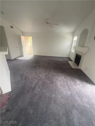 Photo #1: 2715565 Listing 