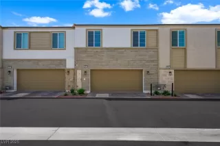 Photo #1: 2715566 Listing