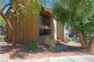 Photo #2: 2715574 Listing 