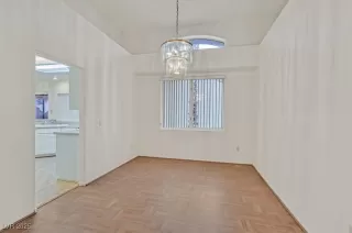 Photo #4: 2715578 Listing 