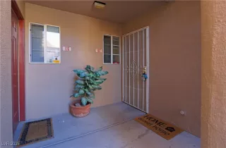 Photo #1: 2715579 Listing 