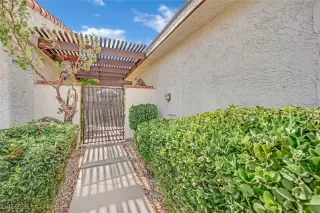 Primary Photo for MLS#: 2715602