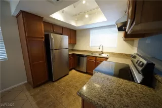 Photo #2: 2715611 Listing 