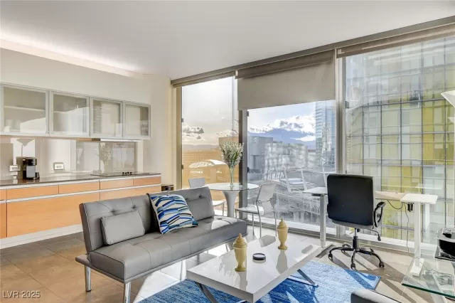 MLS: 2715642 Condo For Sale
