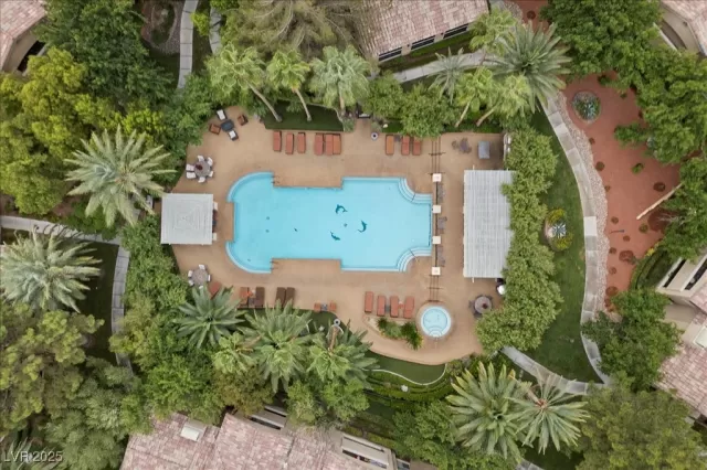 MLS: 2715654 Condo For Sale