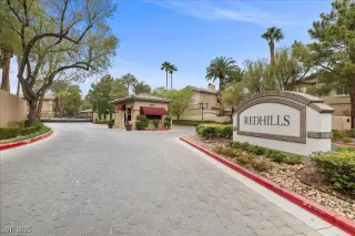 Photo #2: 2715654 Listing