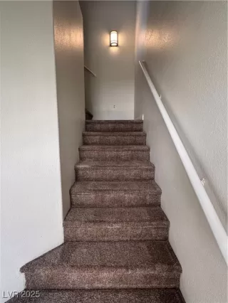 Photo #4: 2715686 Listing 