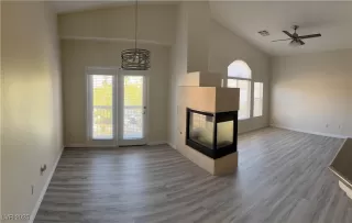 Photo #6: 2715686 Listing 