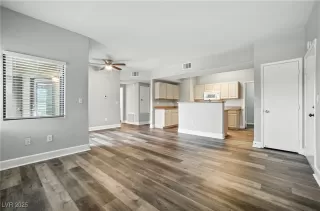 Photo #2: 2715689 Listing 